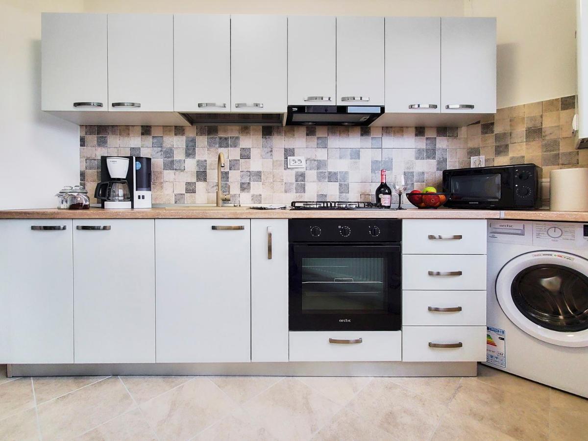Smarald Apartament Iulius Mall Iasi Exterior photo