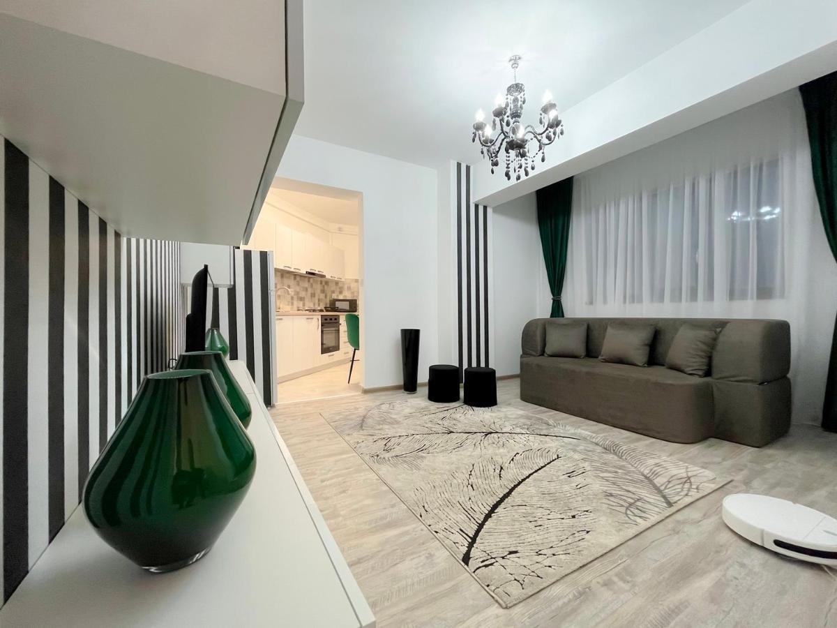 Smarald Apartament Iulius Mall Iasi Exterior photo